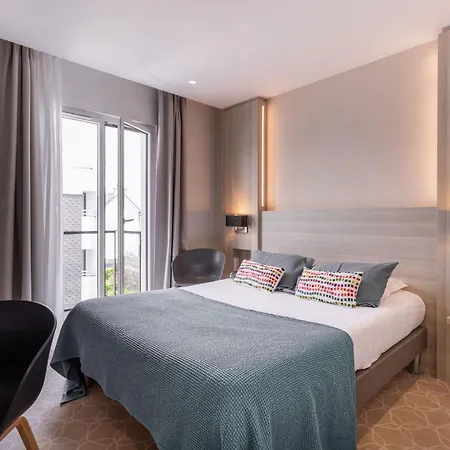 Le Cornouaille & Hotel