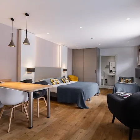 Hotel Le Cornouaille & 3*