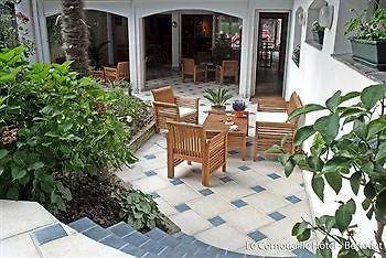 Hotel Le Cornouaille &